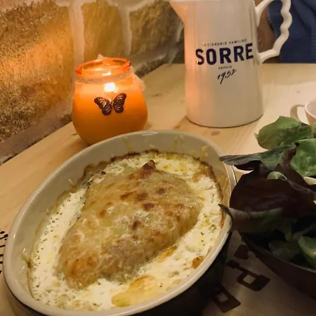 Gite Le Repaire De Πανδοχείο *